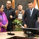 गरीबी व इलाज संकटः विधवा एकादशी देवी व पिंकी देवी को प्रशासन ने आर्थिक सहायता के लिए बढ़ाए कदम…..