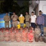 डीएम के निर्देश पर अवैध गैस कारोबार पर बड़ी कार्रवाई, 32 सिलेंडर, 4 गैस रिफिलिंग उपकरण जब्त