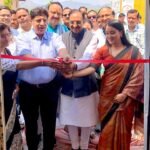 लेखक गाँव में स्थापित हुई एसटीईएम प्रयोगशाला, छात्रों में विज्ञान के प्रति बढ़ेगी जिज्ञासा